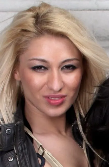 Susana, 27 años — follamigas en Valencia