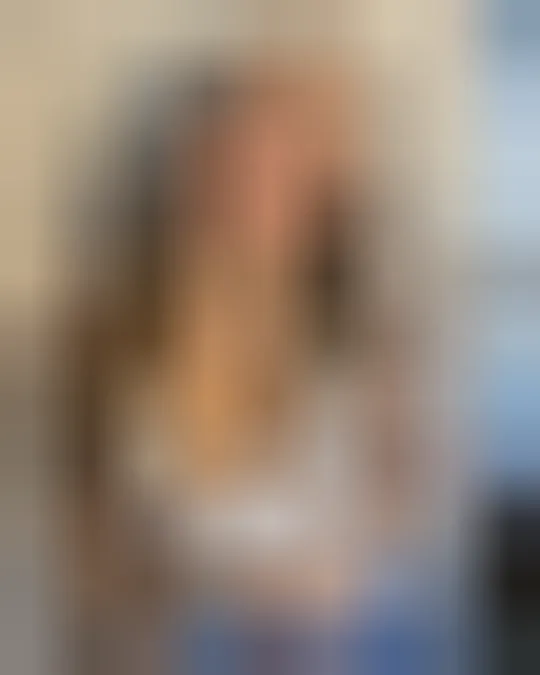 Selene, 22 años — follamigas en Pamplona