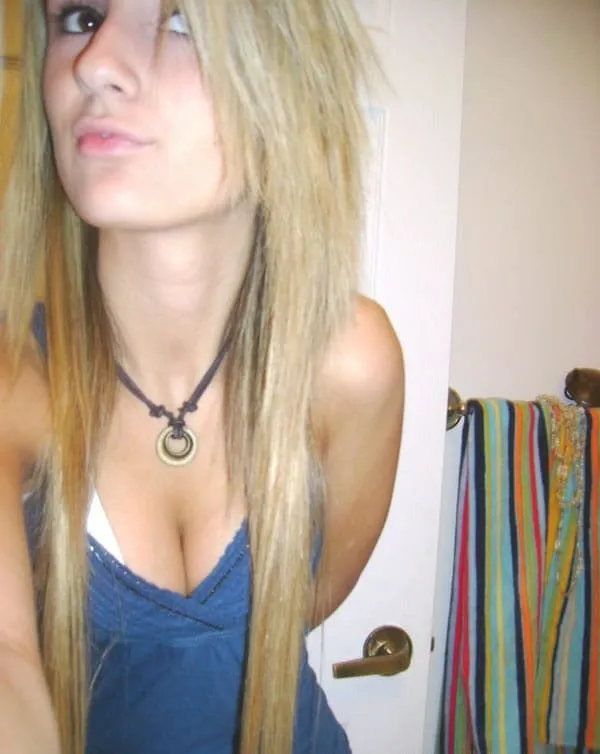 Elisa, 30 años — follamigas en Granada