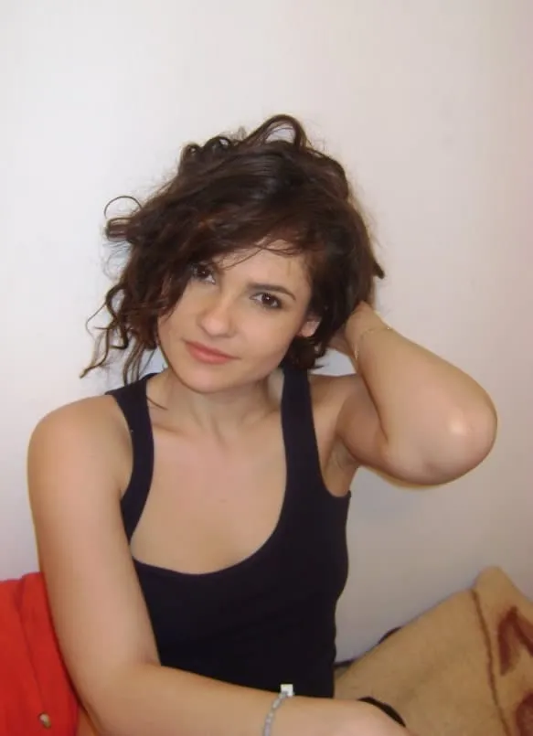 Alejandra, 27 años — follamigas en Oliva