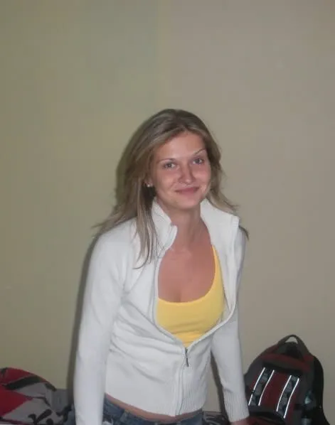 Sara, 27 años — follamigas en Gràcia