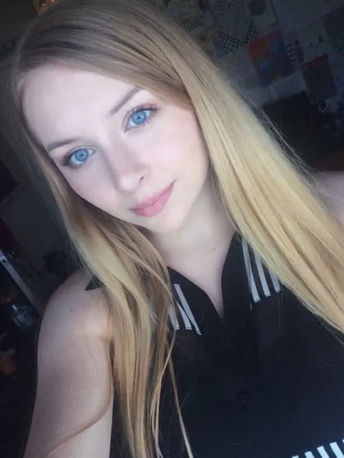 Valeria, 24 años — follamigas en Sants