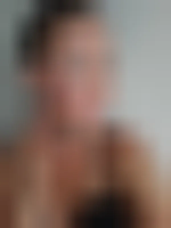 Alyana, 21 años — follamigas en Madrid