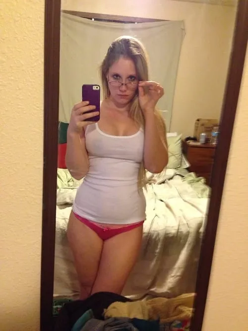 Amira, 32 años — follamigas en Nerja