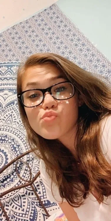 Emilia, 23 años — follamigas en El Ejido