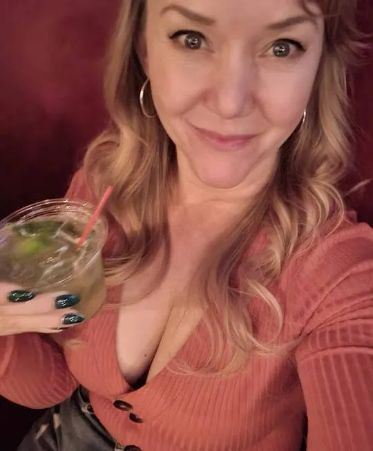 Teresa, 28 años — follamigas en Donostia / San Sebastián