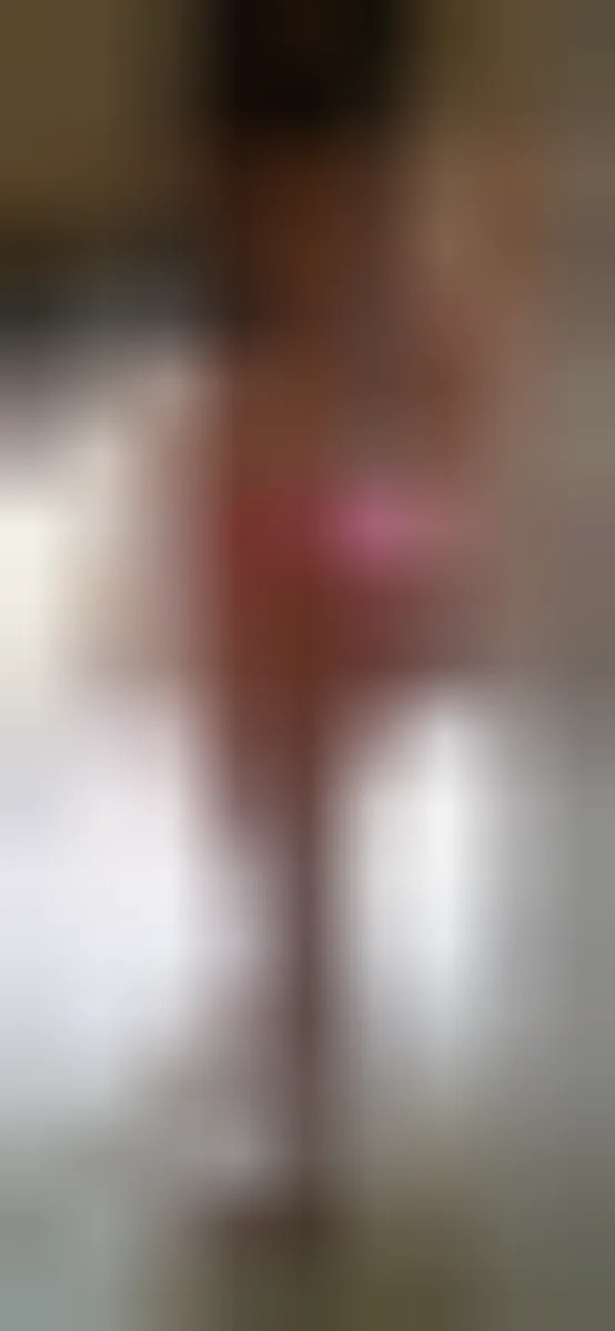 Suri, 23 años — follamigas en Madrid