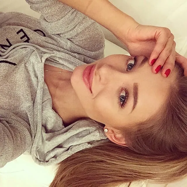 Carla, 26 años — follamigas en Collado-Villalba