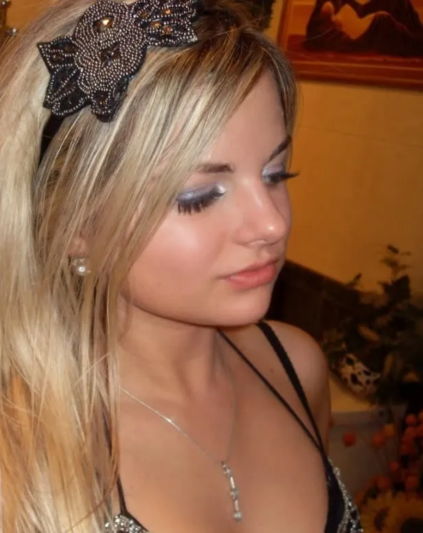 Mariana, 22 años — follamigas en Donostia / San Sebastián