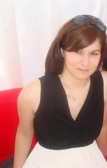 Rosario, 35 años — follamigas en Ourense