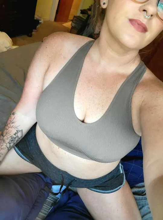 Elena, 29 años — follamigas en Puente de Vallecas