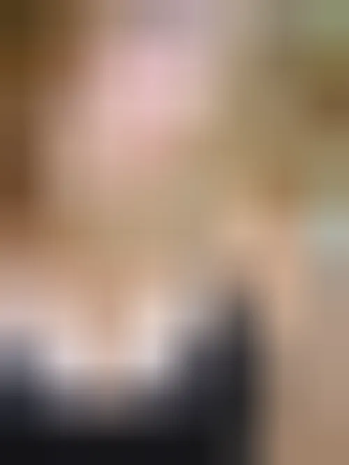 Flora, 35 años — follamigas en Usera