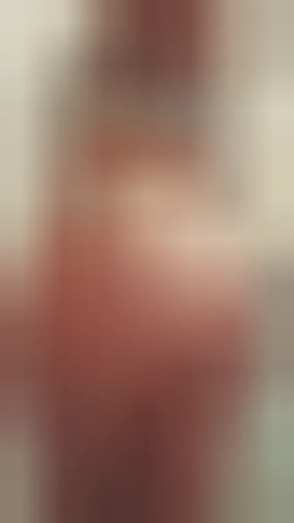 Gabriela, 28 años — follamigas en Pamplona
