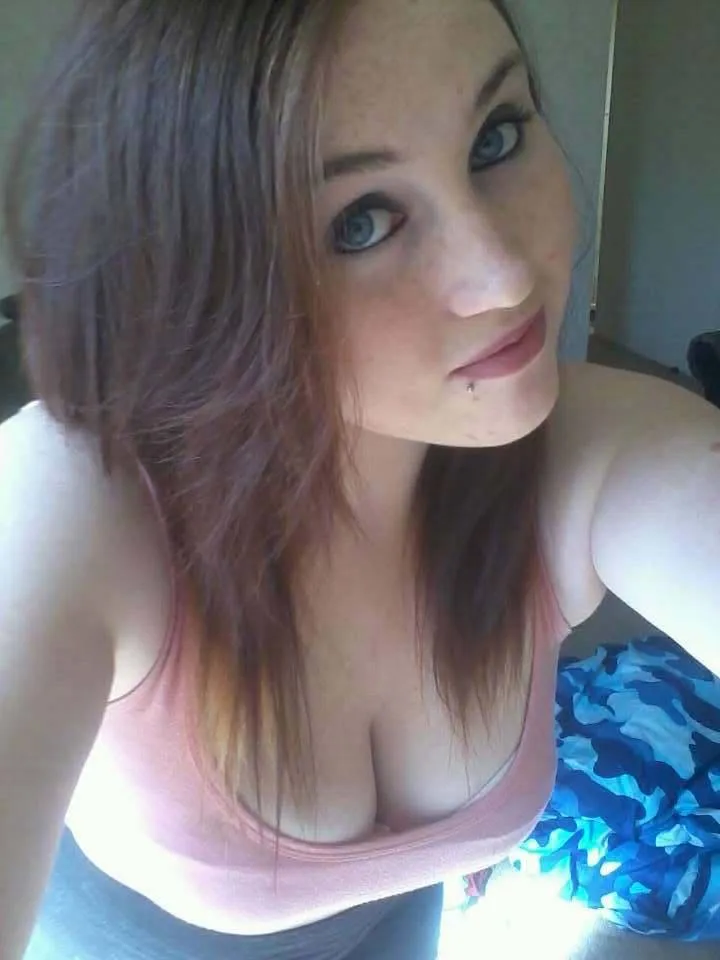 María Pilar, 25 años — follamigas en A Coruña