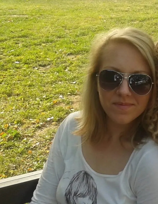 Cassandra, 23 años — follamigas en Castellana